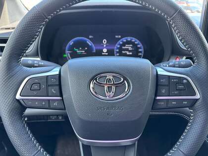 used 2025 Toyota Sienna car, priced at $64,995