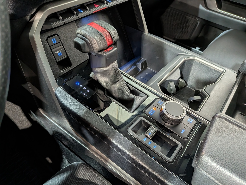 Toyota Tundra 2024
