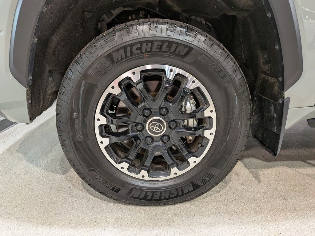 Toyota Tundra 2024