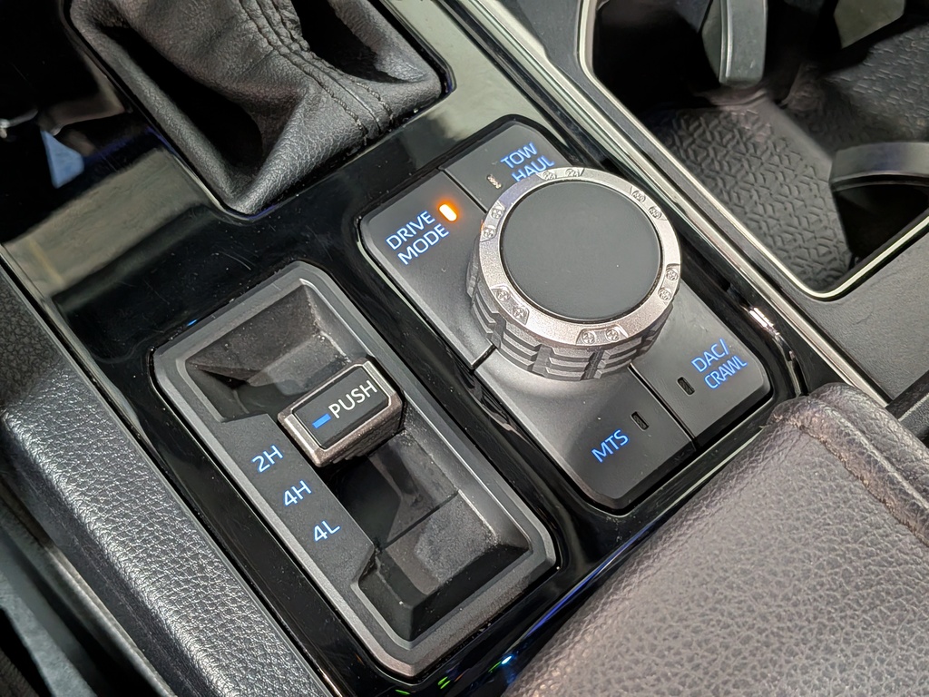 Toyota Tundra 2024