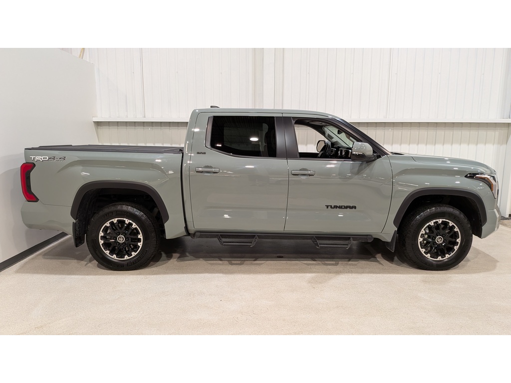 Toyota Tundra 2024