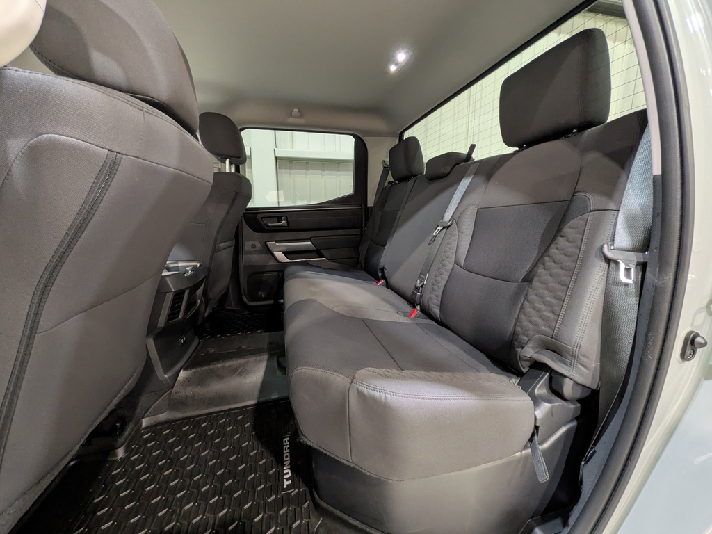 Toyota Tundra 2024