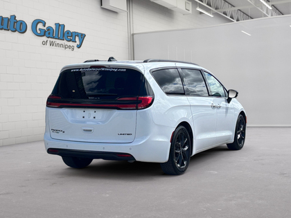 used 2025 Chrysler Pacifica car, priced at $41,988