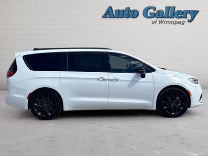 used 2025 Chrysler Pacifica car, priced at $41,988
