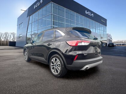 used 2022 Ford Escape car, priced at $21,999
