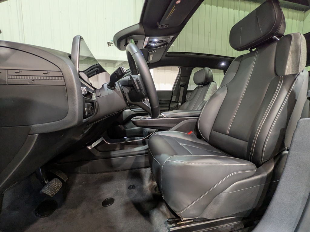 Cadillac LYRIQ 2024