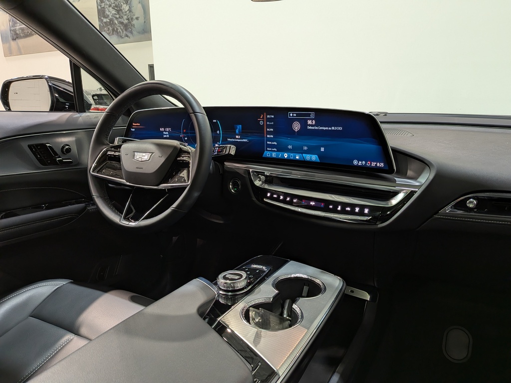 Cadillac LYRIQ 2024