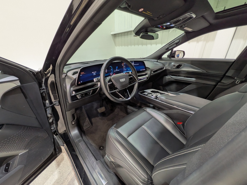 Cadillac LYRIQ 2024