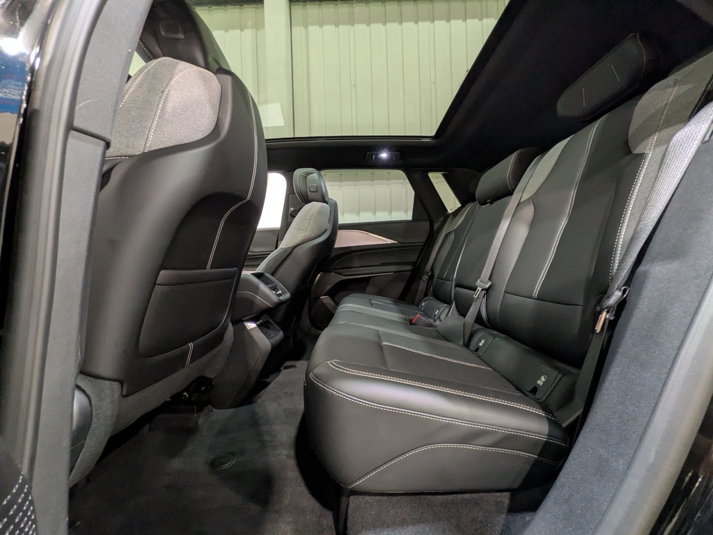 Cadillac LYRIQ 2024