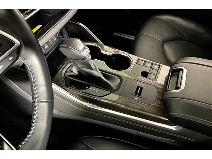 used 2023 Toyota Highlander car, priced at $55,998