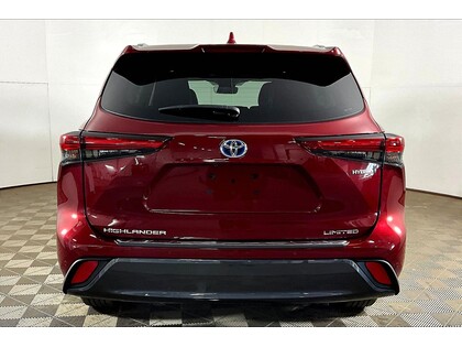 used 2023 Toyota Highlander car, priced at $55,998