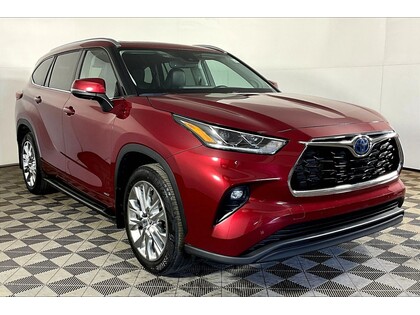 used 2023 Toyota Highlander car, priced at $55,998