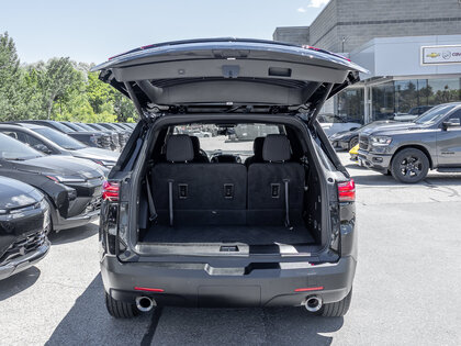 used 2023 Chevrolet Traverse car, priced at $33,495