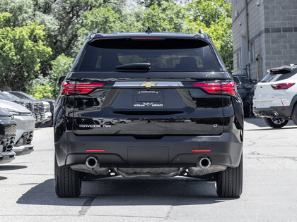 used 2023 Chevrolet Traverse car, priced at $33,495