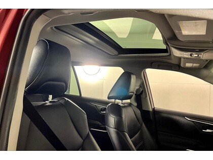 used 2021 Toyota RAV4 car, priced at $26,998