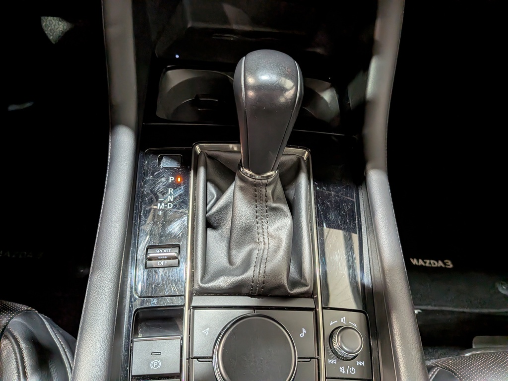 Mazda Mazda3 Sport 2024