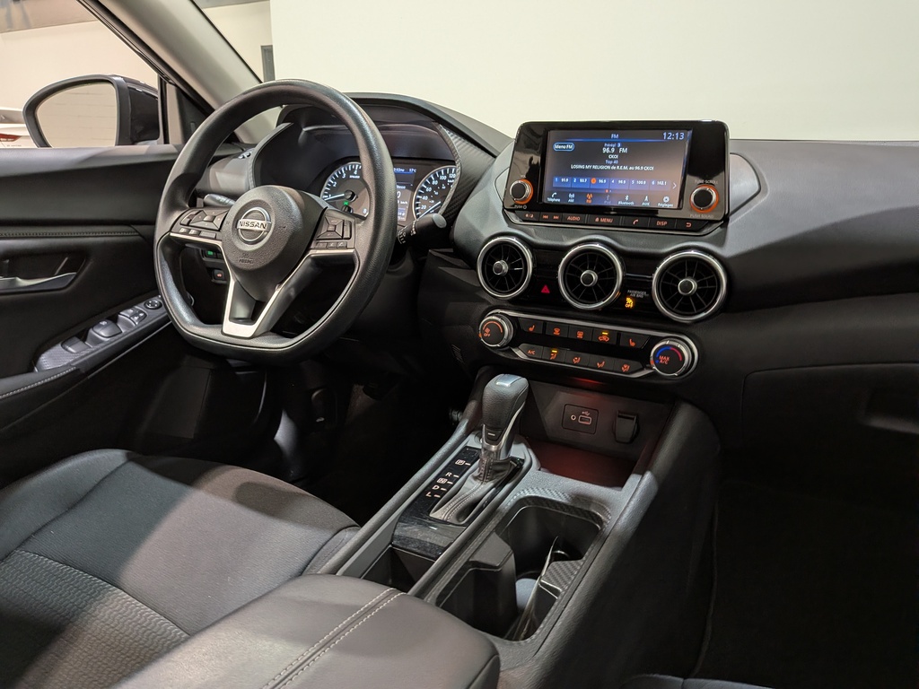 Nissan Sentra 2023