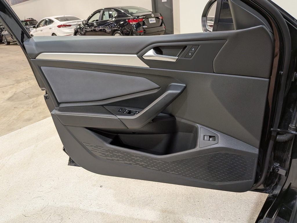 Volkswagen Jetta 2025
