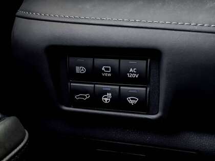 used 2022 Toyota Highlander car, priced at $44,495