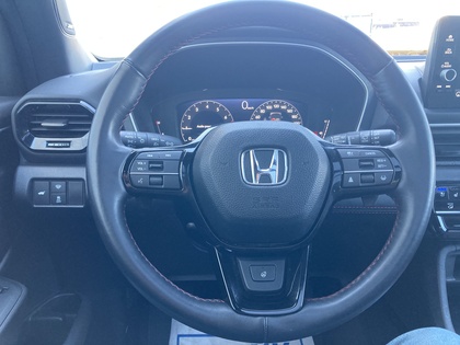 used 2025 Honda Pilot car, priced at $59,900