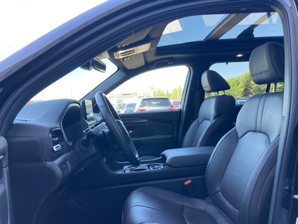 used 2025 Honda Pilot car, priced at $59,900