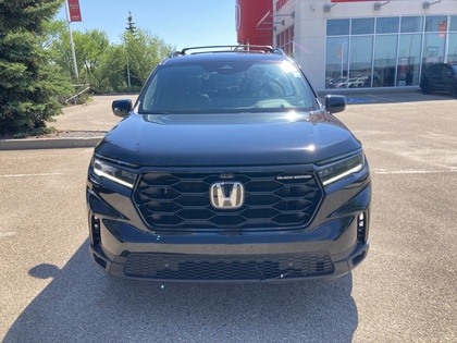 used 2025 Honda Pilot car, priced at $59,900