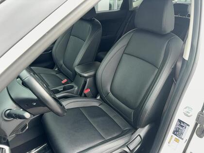 used 2025 Kia Seltos car, priced at $29,999