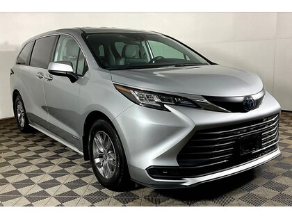 used 2021 Toyota Sienna car, priced at $44,998