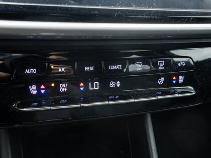 used 2022 Chevrolet Bolt EUV car, priced at $24,495