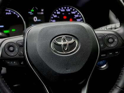 used 2020 Toyota RAV4 car, priced at $32,995