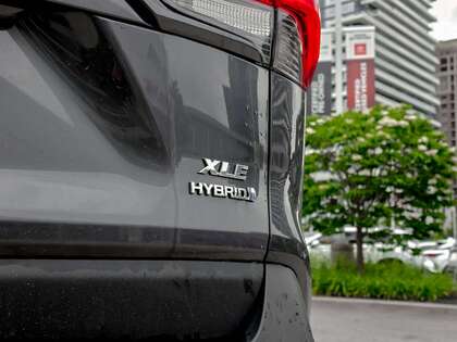 used 2020 Toyota RAV4 car, priced at $32,995