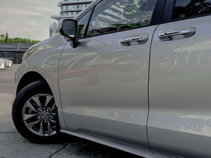 used 2024 Toyota Sienna car, priced at $52,995