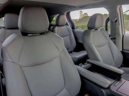 used 2024 Toyota Sienna car, priced at $52,995