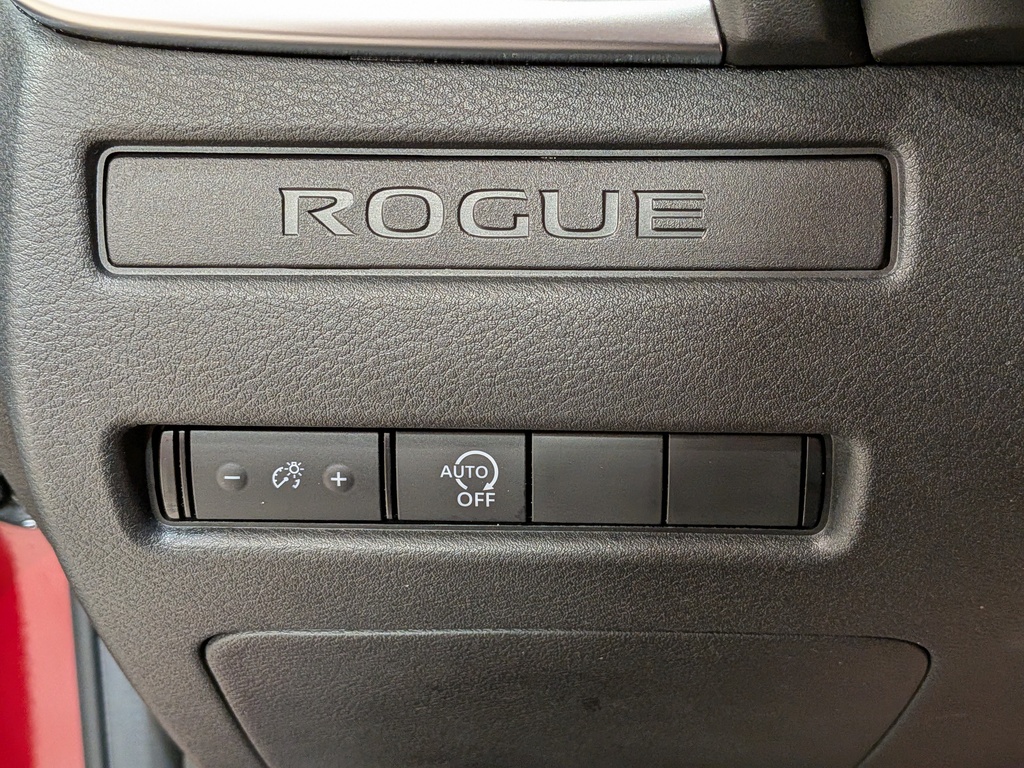 Nissan Rogue 2024