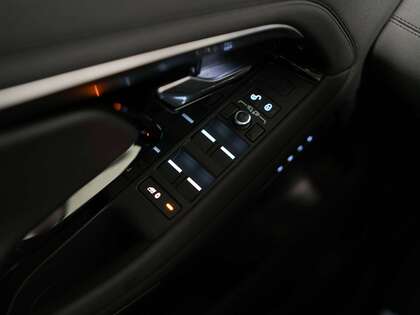 used 2020 Land Rover Range Rover Evoque car, priced at $29,900