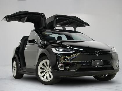used 2021 Tesla Model X car, priced at $67,900