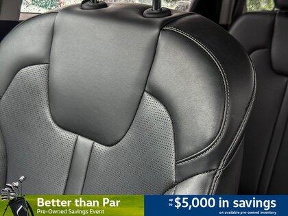 used 2025 Kia Sorento car, priced at $37,748