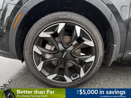 used 2025 Kia Sorento car, priced at $37,748