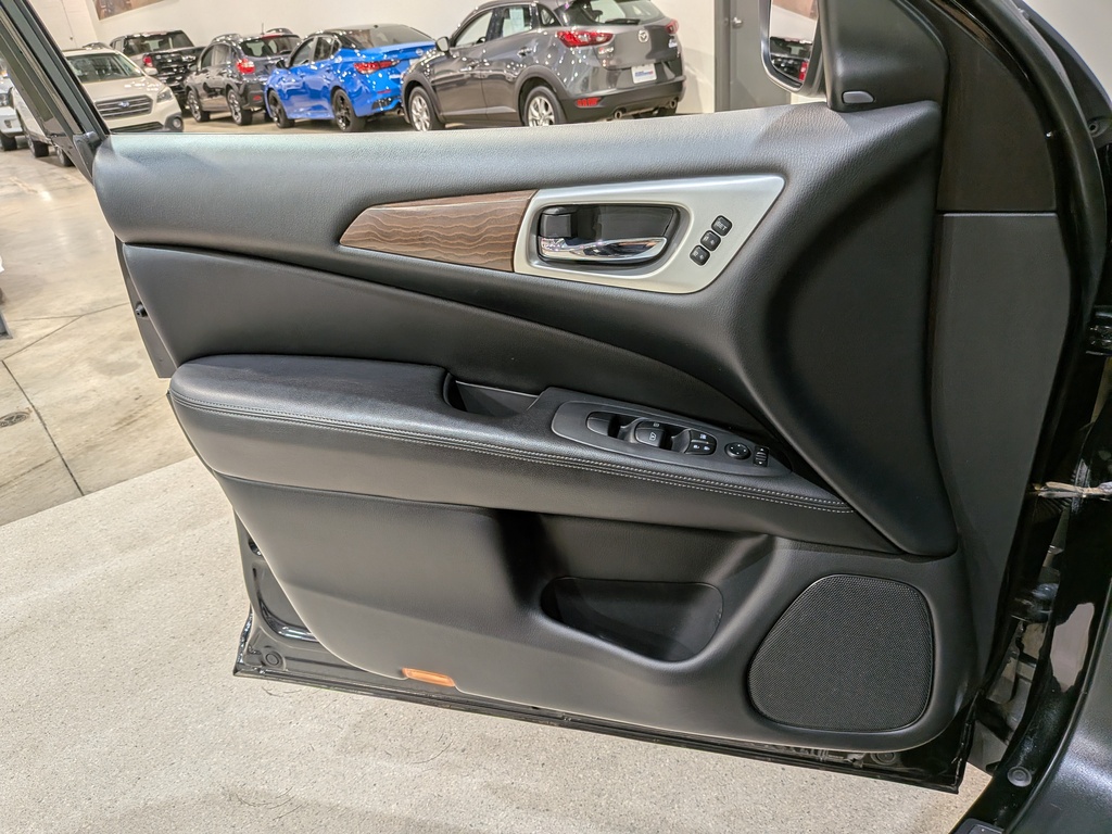 Nissan Pathfinder 2020