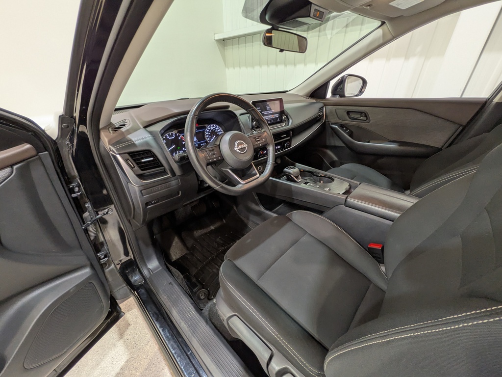 Nissan Rogue 2023