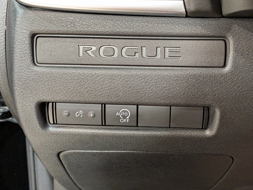 Nissan Rogue 2024