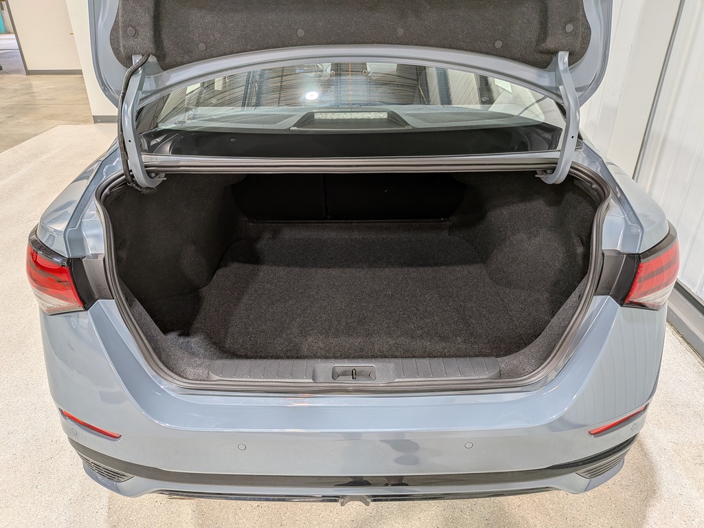 Nissan Sentra 2024