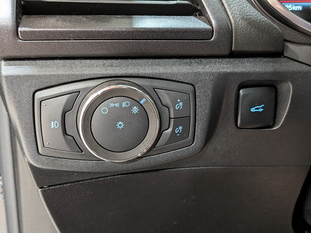 Ford Fusion Energi 2020