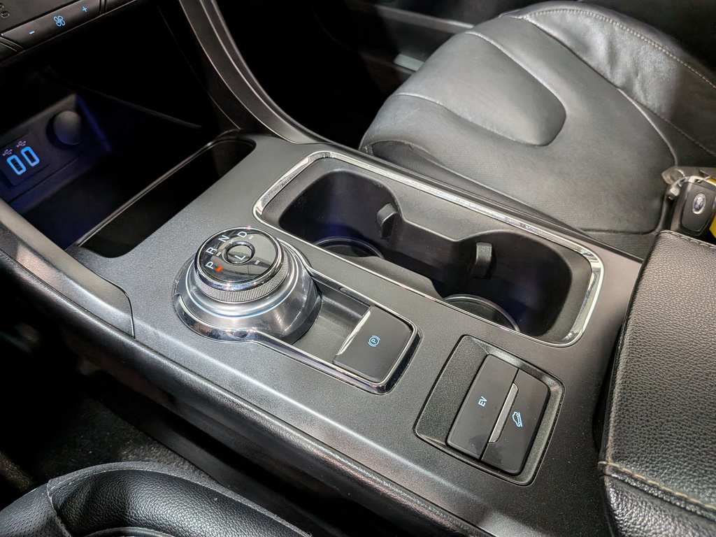 Ford Fusion Energi 2020