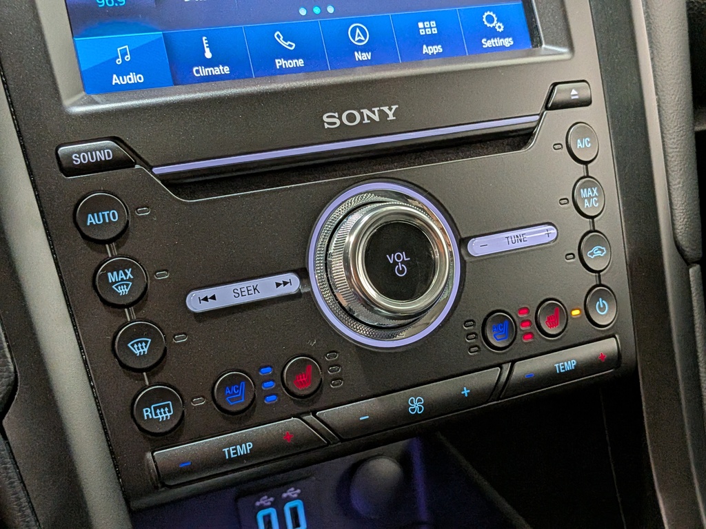 Ford Fusion Energi 2020