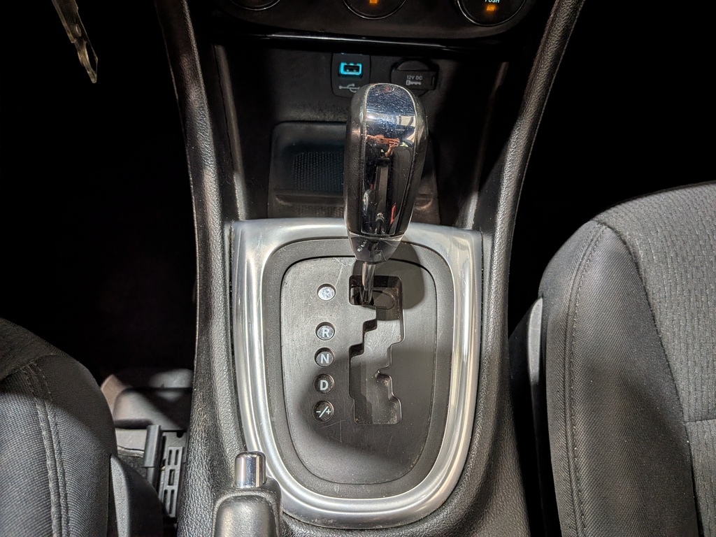 Chrysler 200 2013