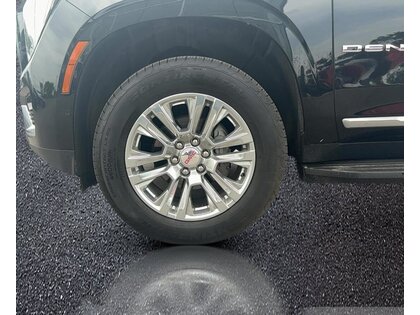 used 2025 GMC Yukon XL car, priced at $97,895