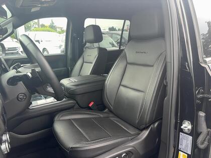used 2025 GMC Yukon XL car, priced at $97,895