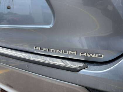 used 2021 Toyota Highlander car, priced at $39,995
