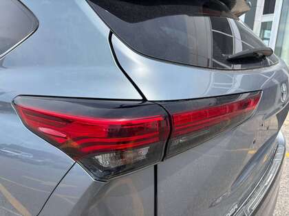 used 2021 Toyota Highlander car, priced at $39,995